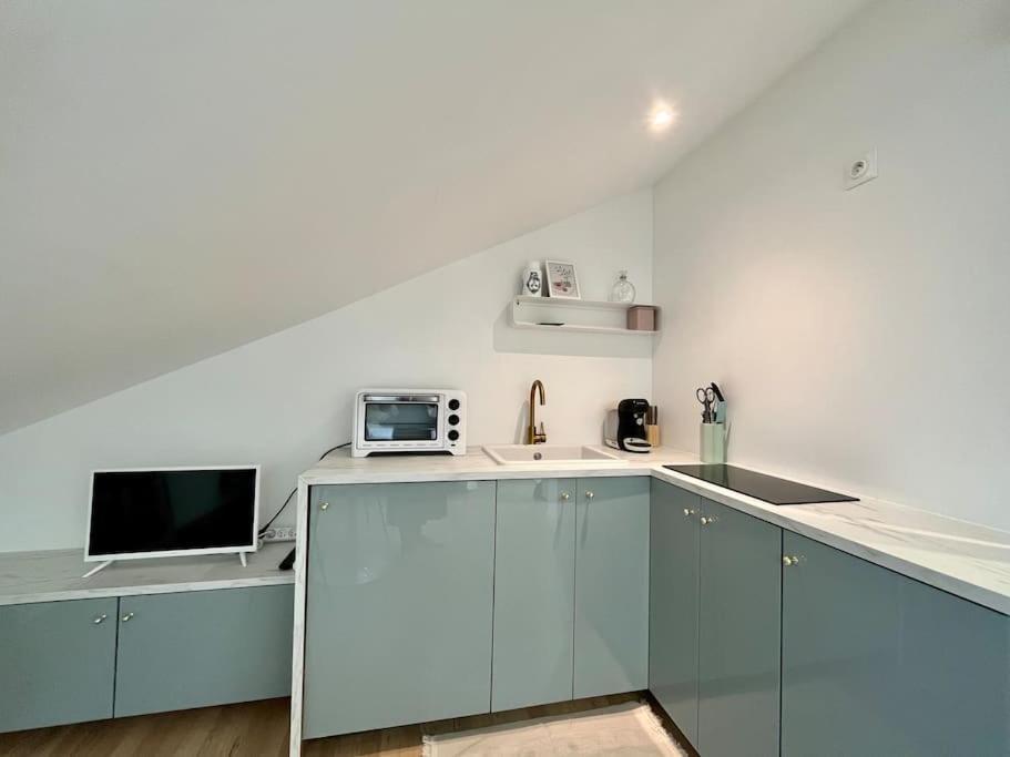 포 Studio Jade : Charmant Logement Place Clemenceau 아파트 외부 사진