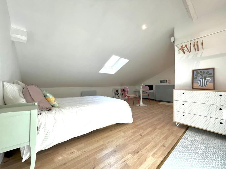 포 Studio Jade : Charmant Logement Place Clemenceau 아파트 외부 사진